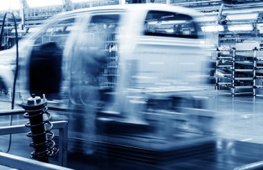 otomobil üretim hattı