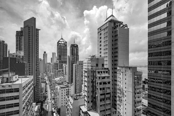 Hong Kong's dilapidated tall buildings — Stock Photo, Image