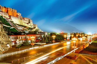 Potala Sarayı Tibet'te