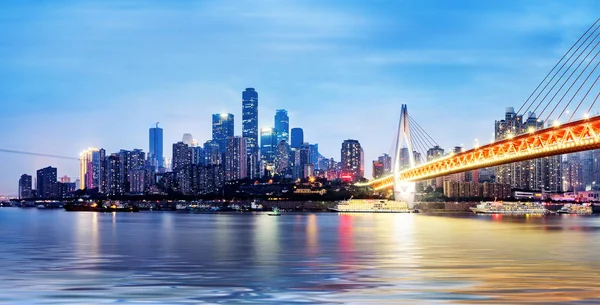 Luces de la ciudad de Chongqing de China — Foto de Stock