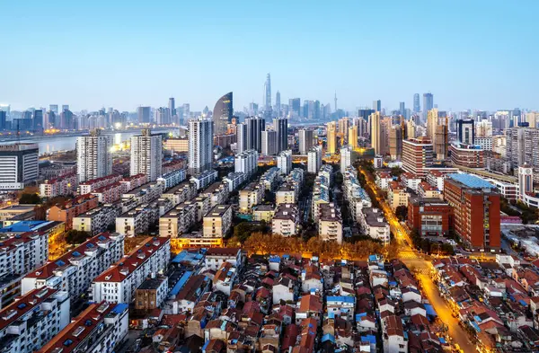 Shanghai pudong staden byggnad — Stockfoto