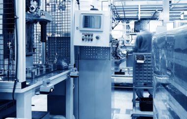 otomobil üretim hattı