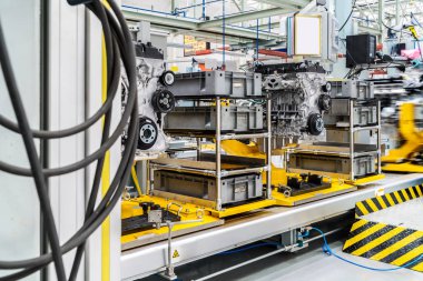 otomobil üretim hattı