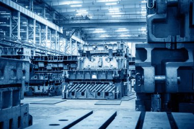 Otomotiv üretim hattı kalıp