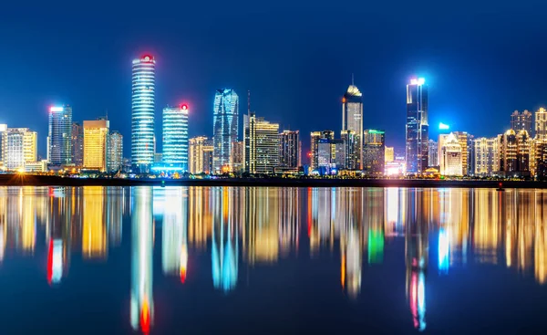 Cidade noite cena — Fotografia de Stock