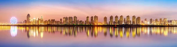 Cidade noite cena — Fotografia de Stock