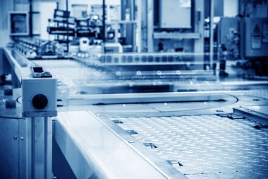 otomobil üretim hattı