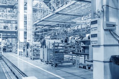 otomobil üretim hattı