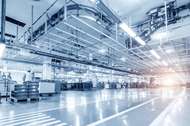 otomobil üretim hattı