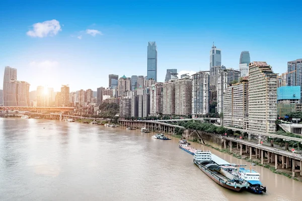 Městská krajina a mrakodrapy Chongqing — Stock fotografie