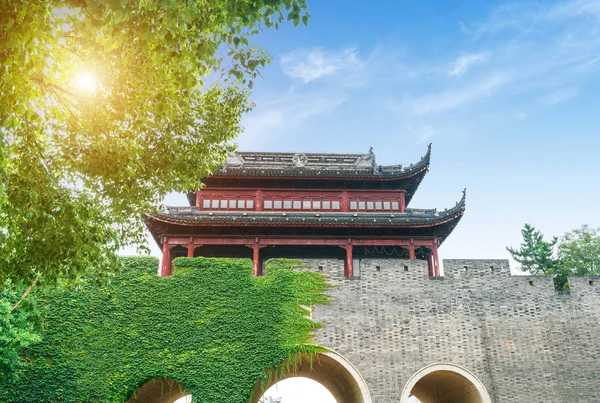 Suzhou antica porta della città — Foto Stock
