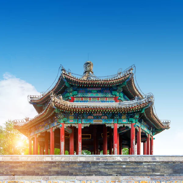 Ancient buildings of the Summer Palace — Stock Photo, Image