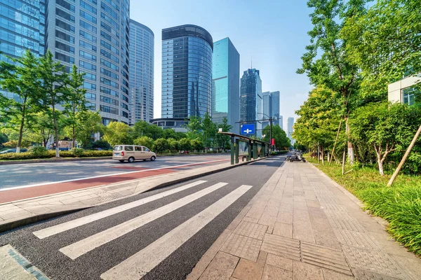 Linha Horizonte Estrada Cidade Hangzhou Paisagem Urbana China — Fotografia de Stock