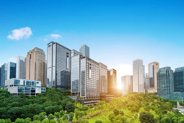 Gyep Intenzív Modern Felhőkarcolóban Chongqing Kína — Stock Fotó