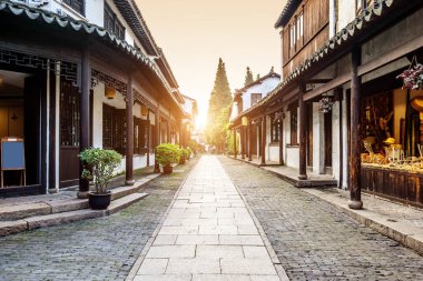 Antik Zhouzhuang, Çin 'in ünlü bir tarihi ve kültürel kentidir. Jiangsu Eyaleti, Çin 'de yer almaktadır..