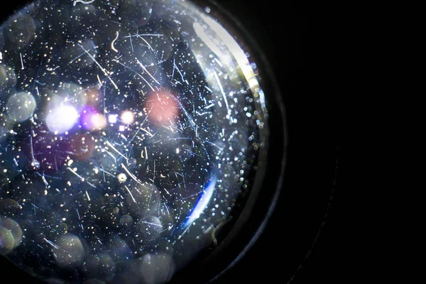 gerçek toz ve çizikler arka bir lig ile lensler