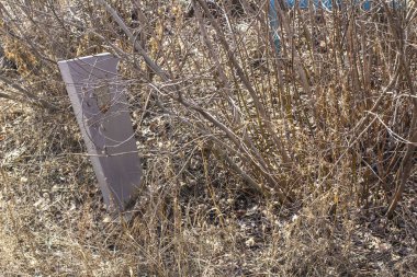 Eski mezarlık bulunan mezar yok eski çapraz