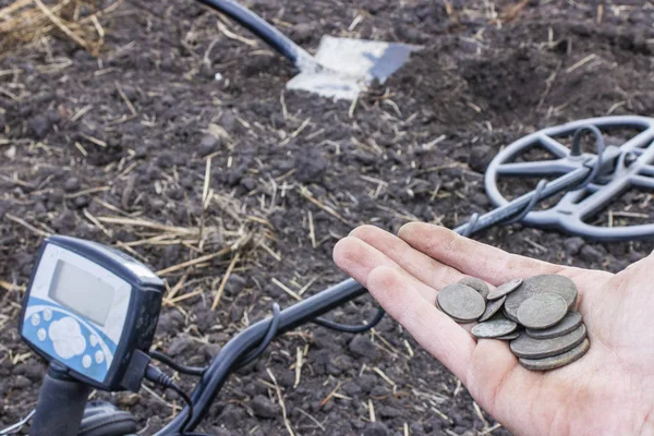 Rus İmparatorluğu 'nun antik sikkeleri arkeolojik dönemde bulundu. 