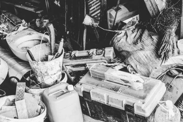 Big Mess Stuffed Suburban Garage — Stock Photo, Image