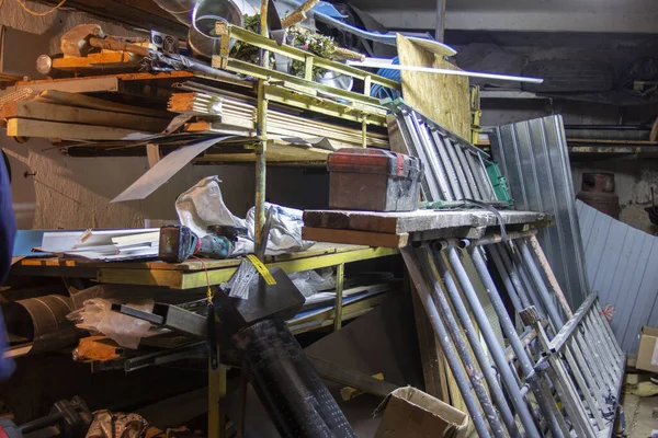 Big Mess Stuffed Suburban Garage — Stock Photo, Image