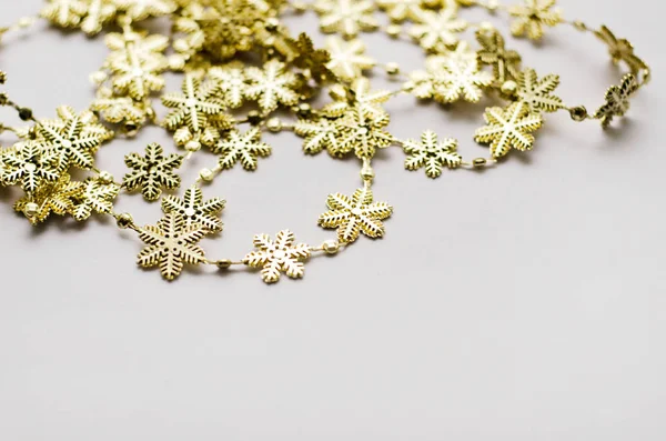 Sarı kar taneleri Noel arka plan