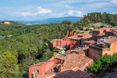 Roussillon, Provence (Fransa aşı boyası-kırmızı Köyü)