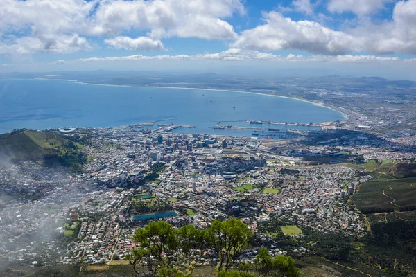 Stadtsilhouette von Kapstadt vom Tafelberg, Südafrika — Stockfoto