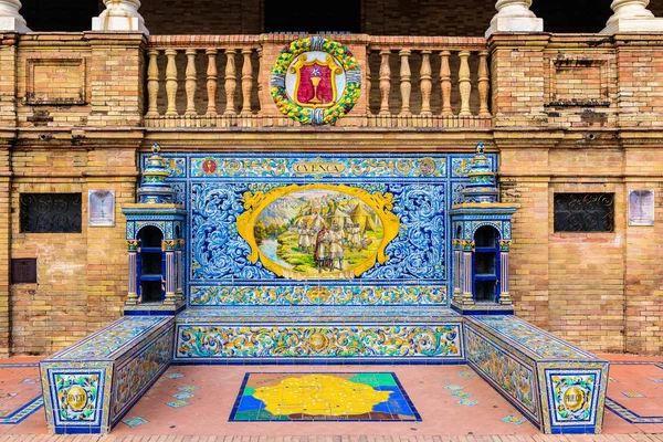 Keramiska plattor bänk i Cuenca province, Plaza de Espana - spanska torget i Sevilla, Spanien — Stockfoto