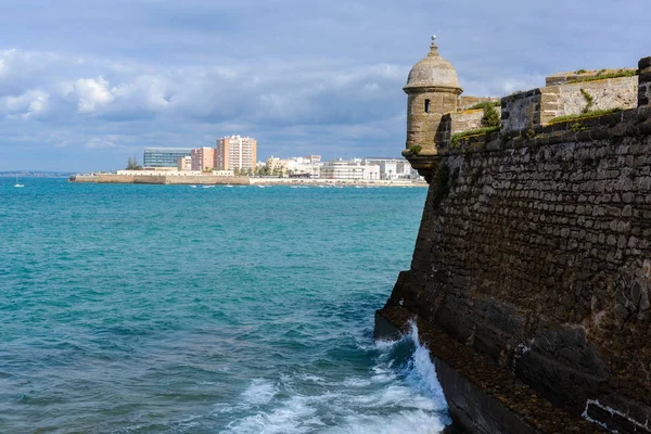 Burg von san sebastian in cadiz, spanien — Stockfoto