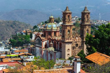 Santa Prisca parish in Taxco de Alarcon, Guerrero, Mexico clipart