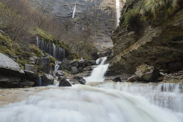 Vattenfall Nervion River Delika Canyon Baskien — Stockfoto