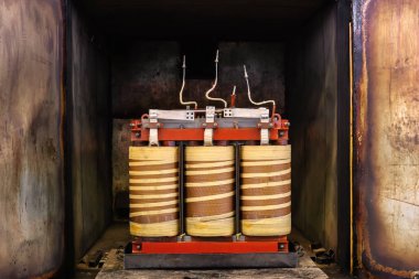 Transformatör açık vakumlu kurutma fırınında