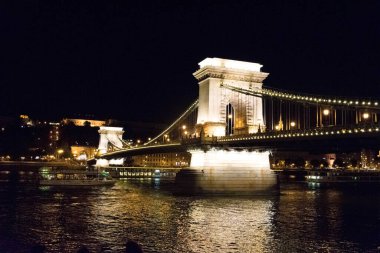 Gece hayatı Budapeşte gece hayatını aydınlatır seyahat şehri sembolü Avrupa 'nın Hungary estetiği