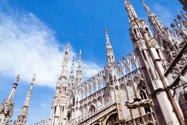 doumo Milano Katedrali Mavi Gökyüzü Mimarisi