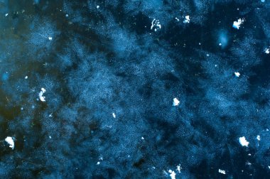 Üst görünüm beyaz toz buz ile büyük pullar