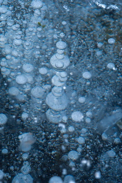 Vue de dessus bulles d'air blanc flotte — Photo