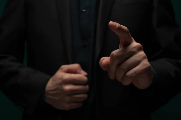 Mans mão cliques em um touchpad invisível — Fotografia de Stock