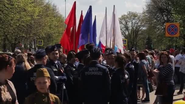 Rusko, Iljanovsk, 9. května 2019: Studenti vojenské školy — Stock video