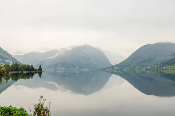 Immagine del fiordo norvegese — Foto Stock