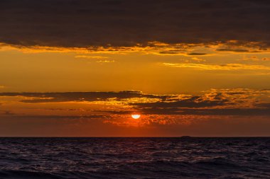 Günbatımı Superior Gölü