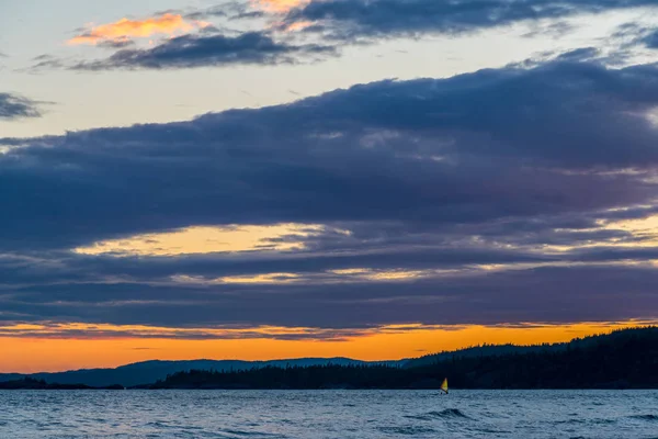 Solnedgång på Superior sjö — Stockfoto