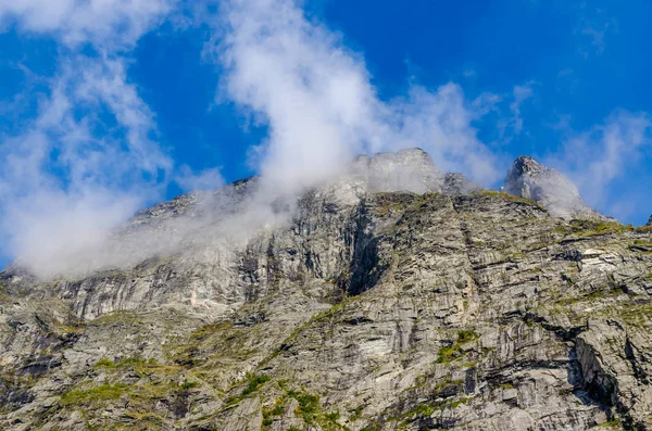 Clouds in Norway mountain — Stock Photo, Image
