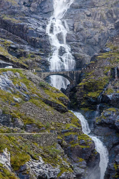 Waterfall in Norway mountain — Stock Photo, Image