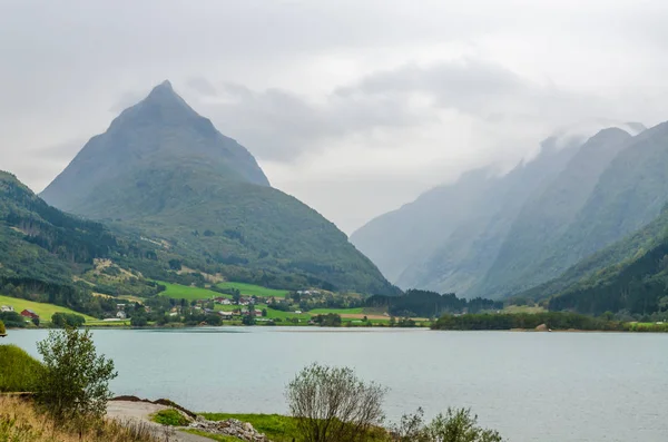 Norsko Fjord zobrazení — Stock fotografie