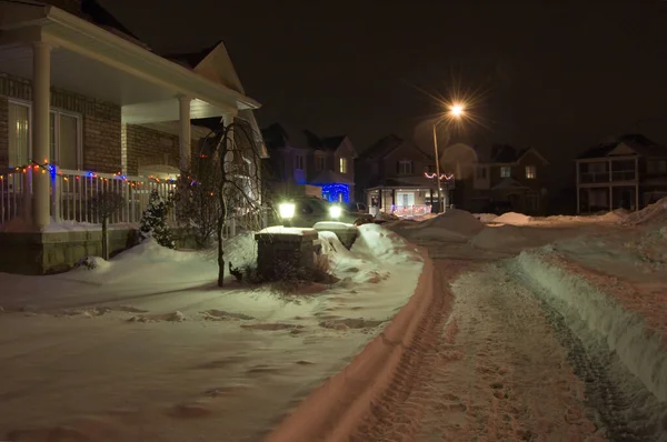 Маленькая Улица Ричмонд Хилл Онтарио Рождественскую Ночь — стоковое фото