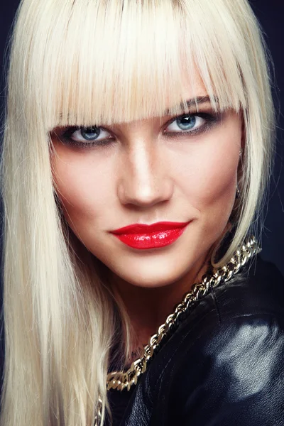 Stylish platinum blond woman — Stock Photo, Image