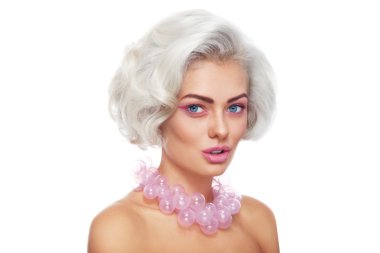 Güzellik pembe kolye