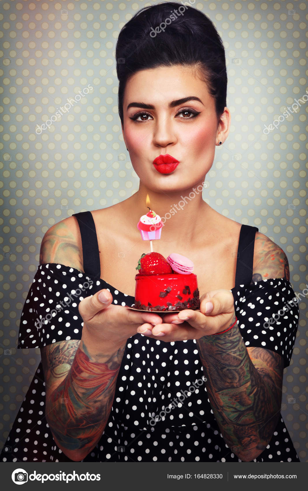 Woman holding a cake Woman holding birthday cake with candle — Stock