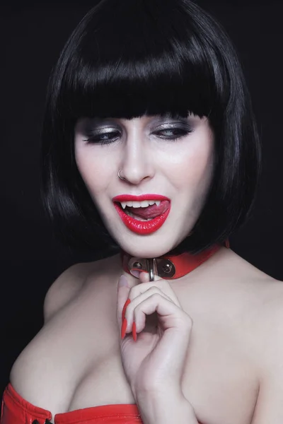 Young Beautiful Gothic Brunette Vampire Fangs — Stock Photo, Image