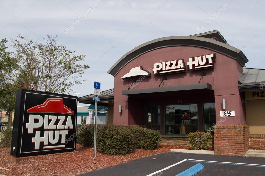JACKSONVILLE, FL/USA - OCTOBER 25, 2016: A Pizza Hut restaurant in Jacksonville. Pizza Hut, Inc. is a subsidiary of Yum! Brands, Inc., the worlds largest restaurant company.